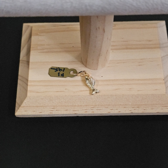 14k Gold Pendant